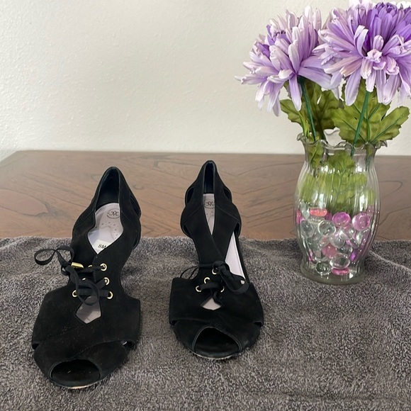 Johnson and Murphy Lace Up Open Toe Heels - Picture 1 of 5